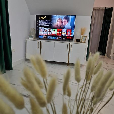 Gold Tag Apartament Тимишоара Экстерьер фото